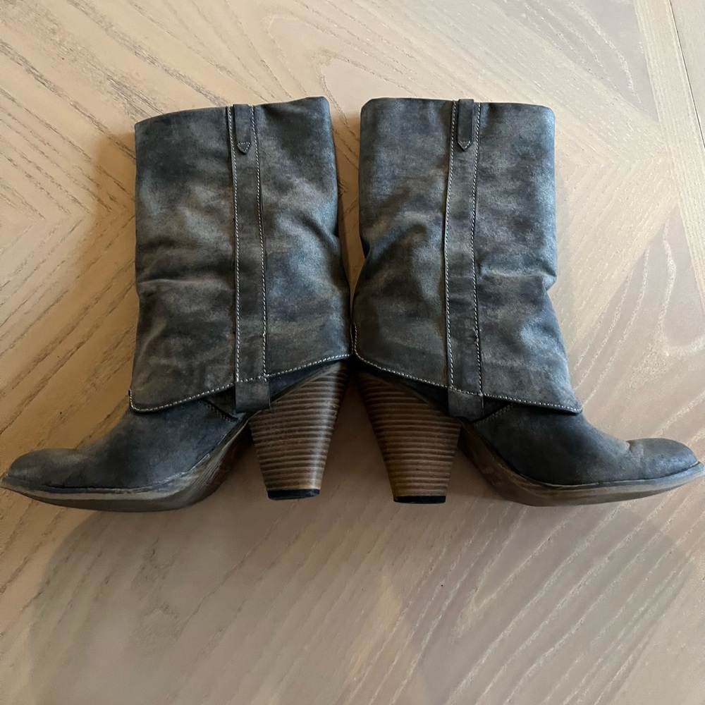 MIA Western Distressed Folded Shaft Mid Calf Boots/Size 9